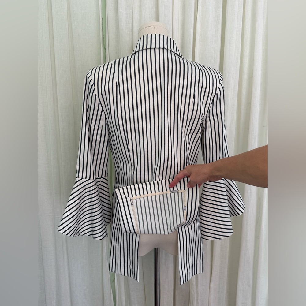 CAbi l 5295 Ole Ticking Bell Jacket Blazer Navy White size 4 - Picture 5 of 14